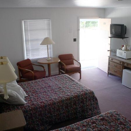Falcon Motel Бъкстън Екстериор снимка